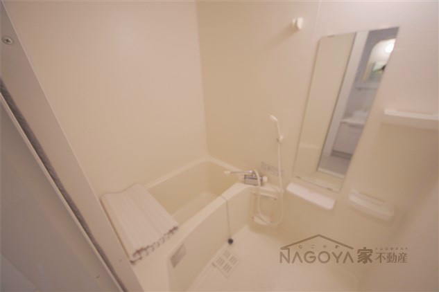 スクエア・アパートメント 風呂画像