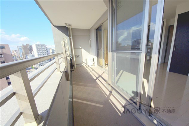 グランカーサ上前津 ベランダ