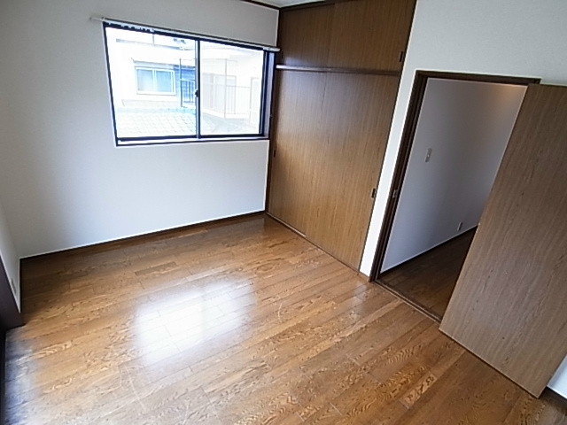 くぬぎ山一戸建貸家 ベッドルーム