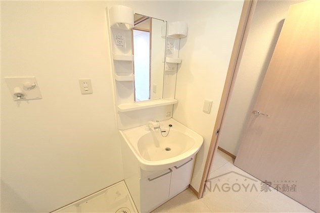 Gramercy Shirakawa Koen その他1