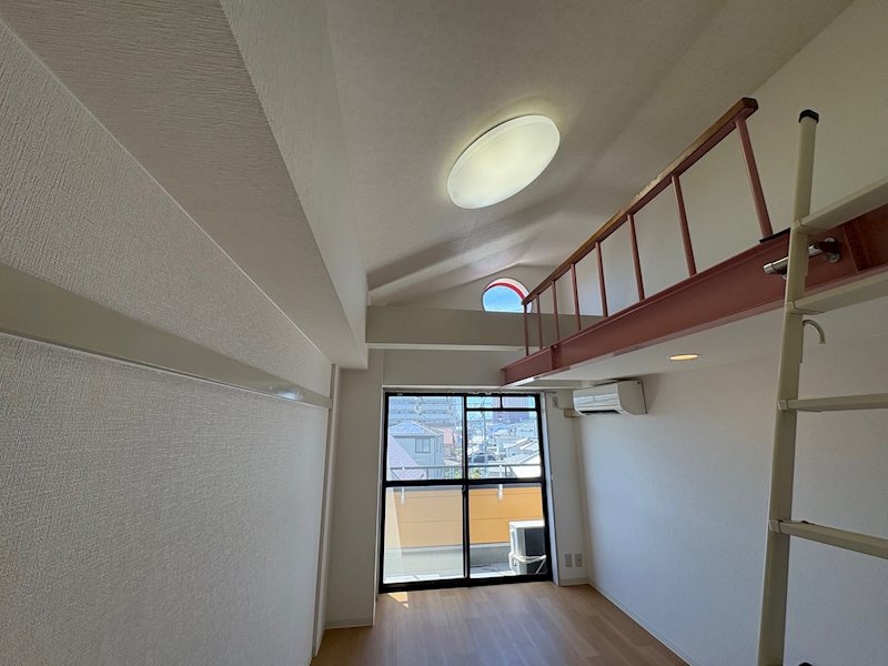 アップライゼ リビング