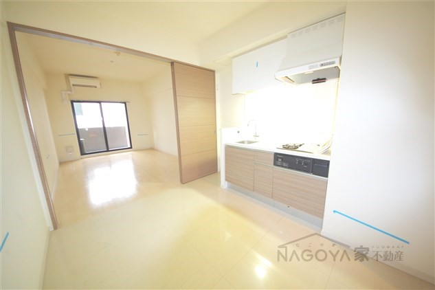 セノアタワー泉 リビング