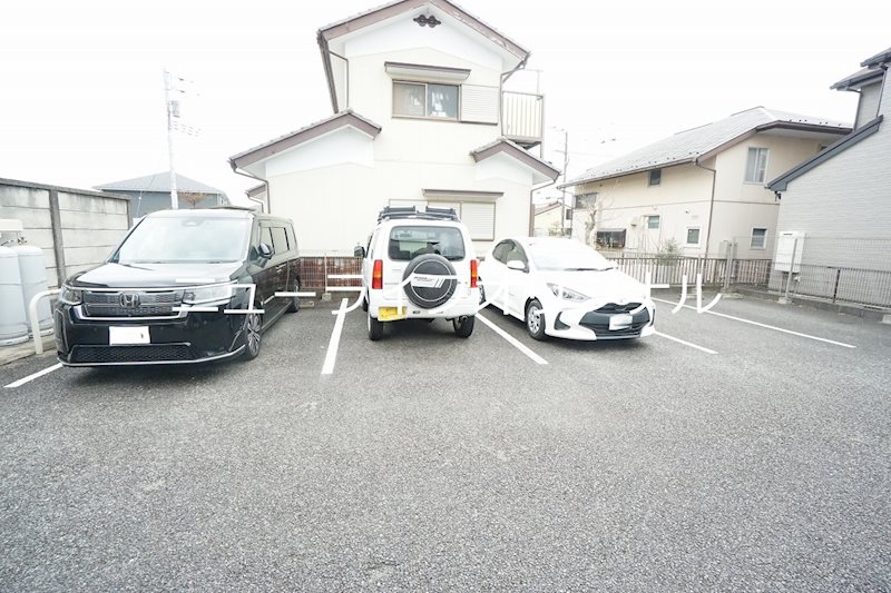 タウンパレス 駐車場