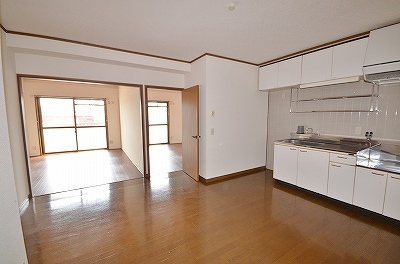 シャトレーゼ熊本 リビング