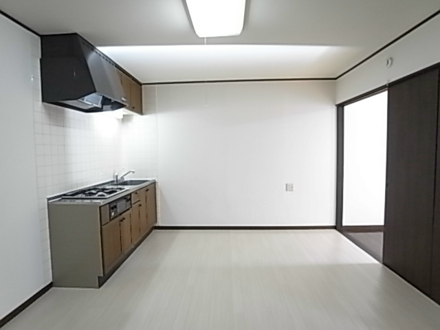 ラフィーヌ　吉野Ａ棟 リビング