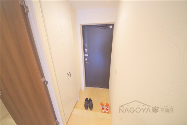 La　Douceur山王 玄関
