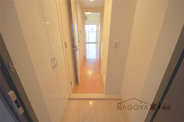 La　Douceur山王 玄関