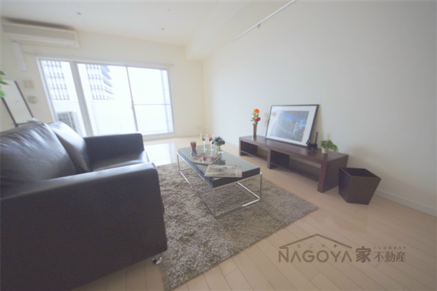 レジディア東桜Ⅱ リビング