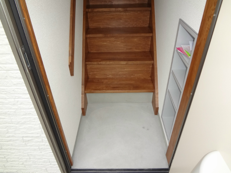 CASAまさきB 玄関