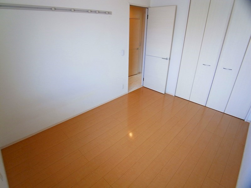 ニューオークス その他11