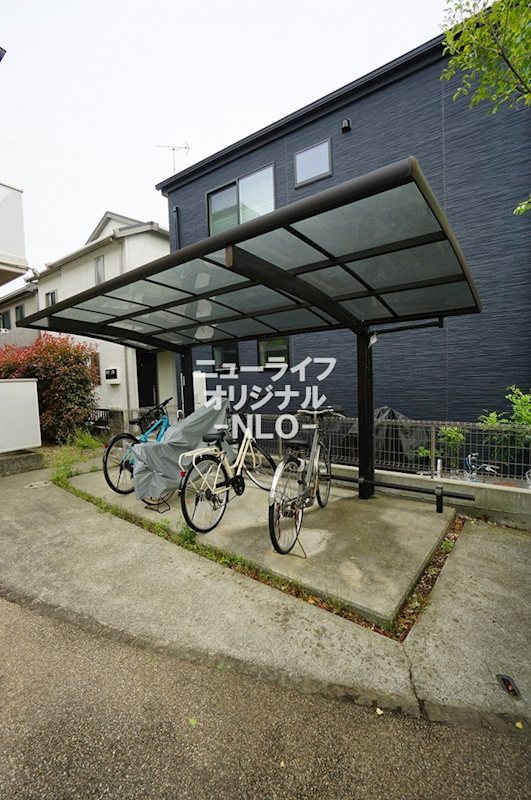 Ｏｒｃｈａｒｄ　Ｓｉｄｅ 湘南台 駐車場