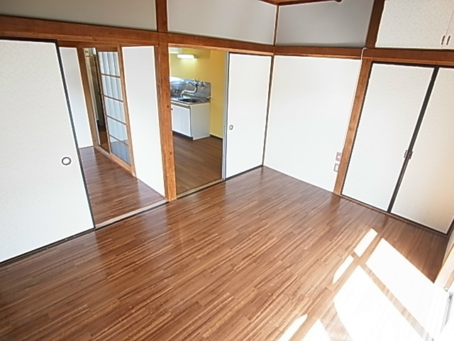 アーバンハイツ六実 リビング