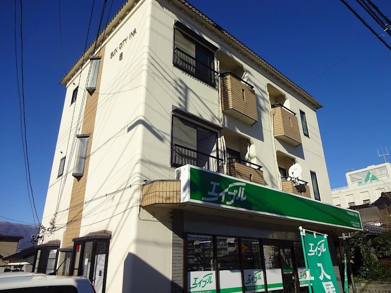 サン・シティ伊那B 外観