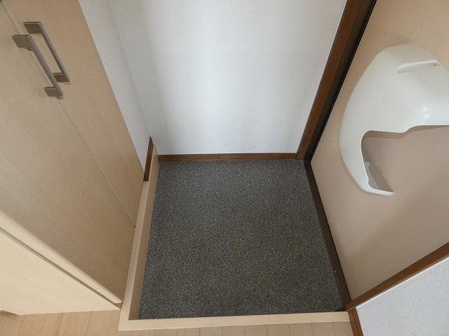 サン・シティ伊那Ｂ 玄関