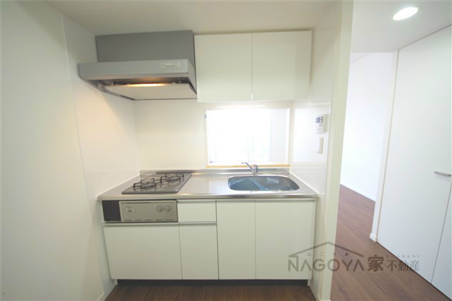 CORNES HOUSE NAGOYA キッチン