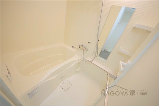 CORNES HOUSE NAGOYA 風呂画像