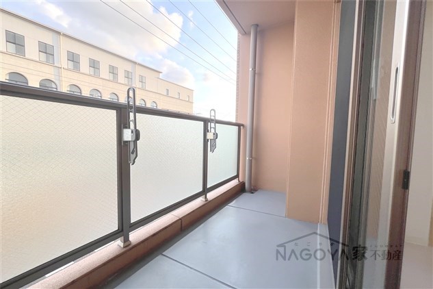 リヴェール白壁 ベランダ