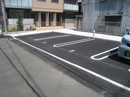 ソレイユ友井 駐車場