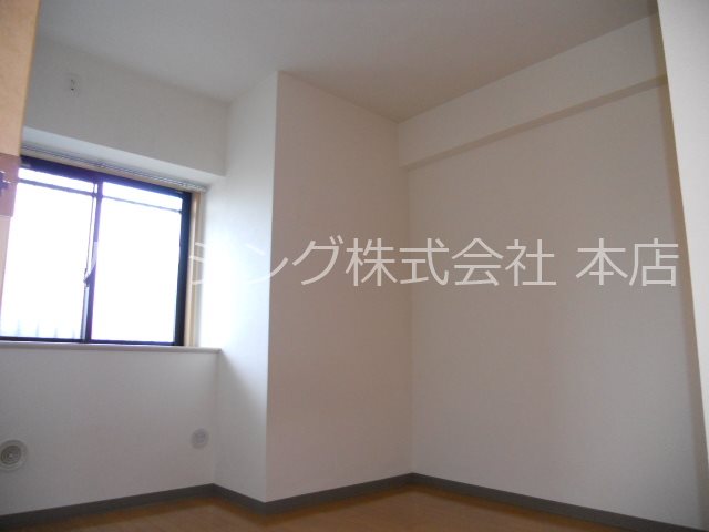 ファミーユ豊玉Ⅱ ベッドルーム