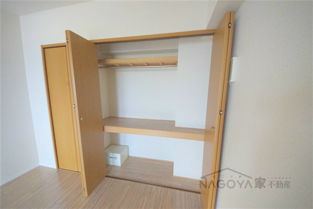 サン・フシミビル その他1