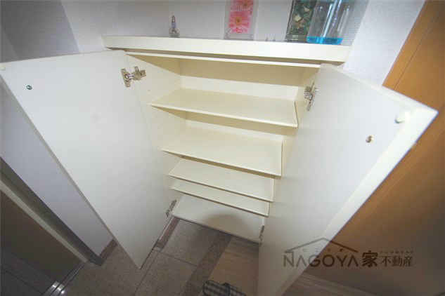 サン・フシミビル その他2