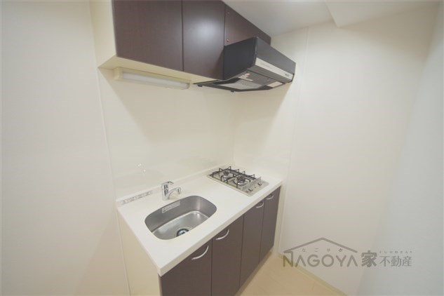 エステムプラザ名古屋駅前プライムタワー キッチン
