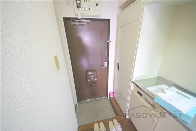 フレンズ西崎 玄関