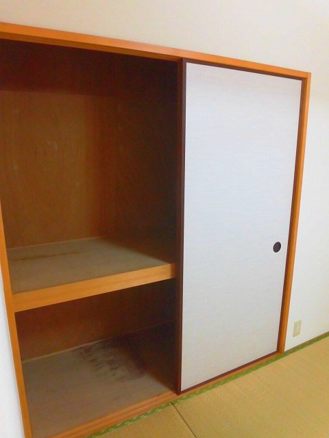アルカサール葉山 収納