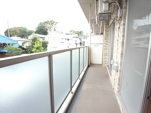 ヴェルテけやき坂通り ベランダ