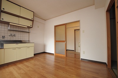 スカイハイツ原田  リビング