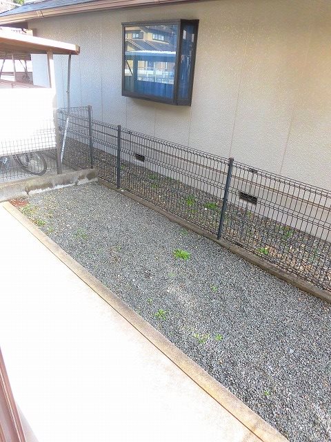 ハイカムールカスガ ベランダ