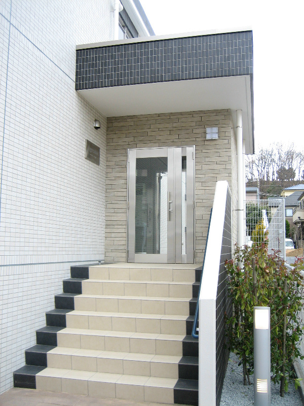 アグレアーブル永山 玄関