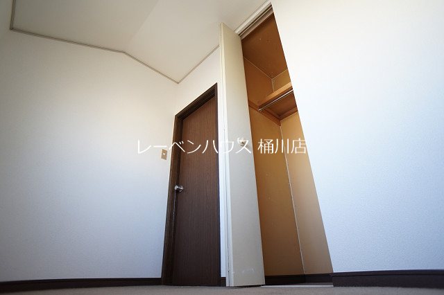 ビューパレス泉台Ｃ棟 収納
