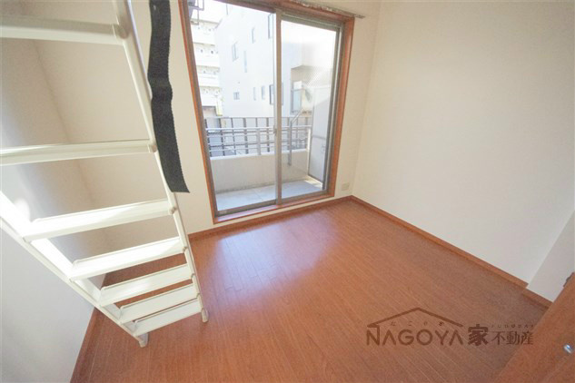 御器所フォーラム リビング