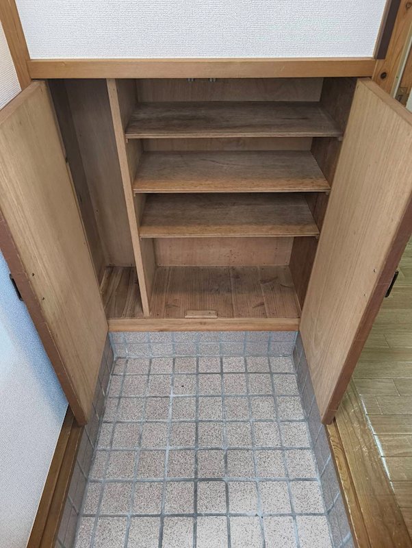 サトウハウス 玄関