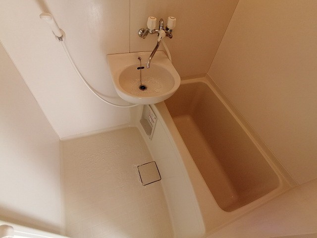 ヴィレッジ岩倉 風呂画像