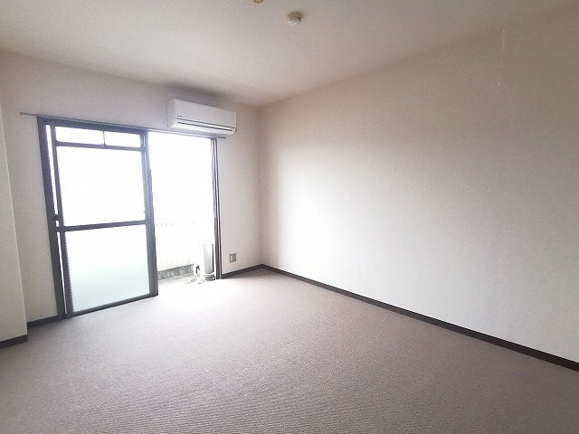 シンプルハイツベニス ベッドルーム