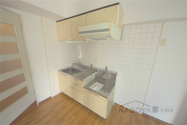 ベルメゾン大曽根 キッチン