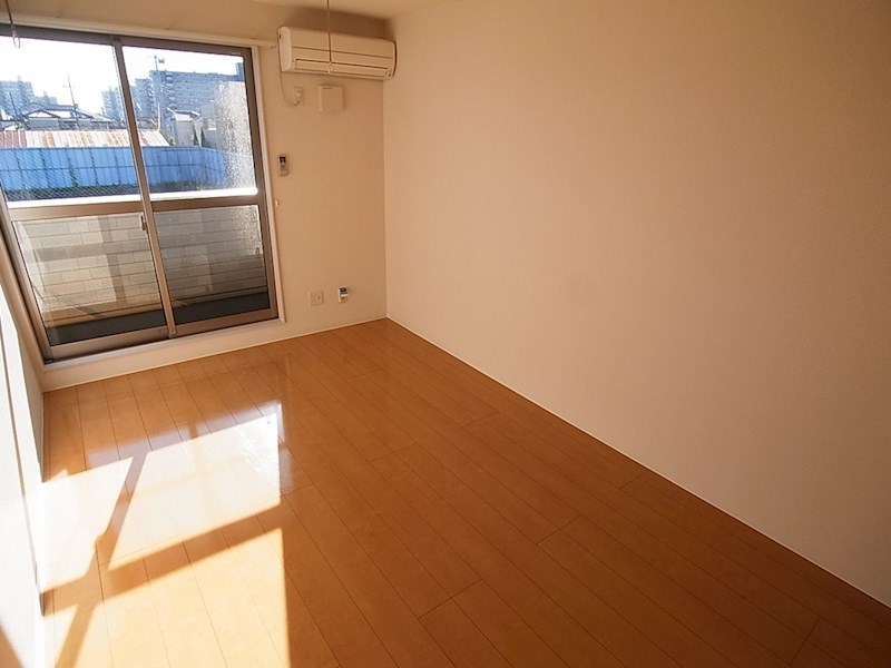 マム・ブランチ リビング