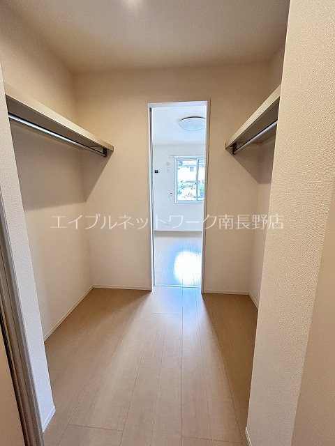 カーサ　レザン 収納