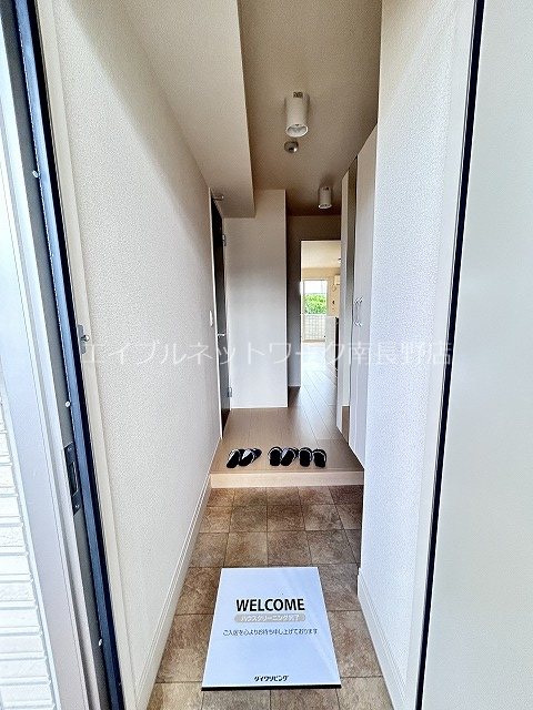 カーサ　レザン 玄関