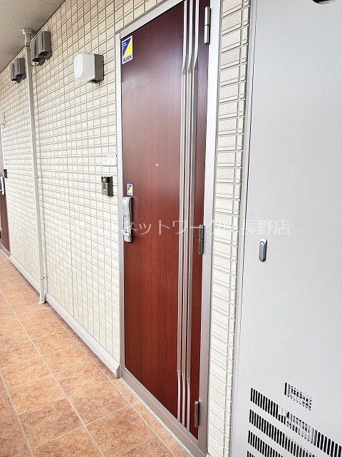 カーサ　レザン エントランス