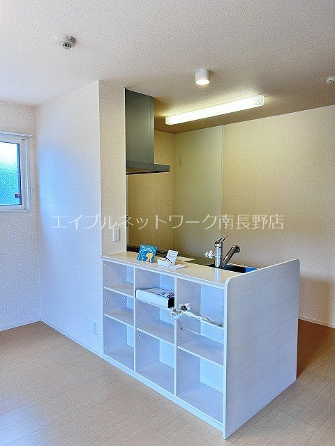 カーサ　レザン 収納