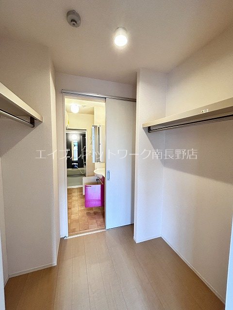 カーサ　レザン 収納