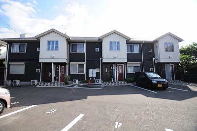 シャーメゾン花Ⅱ  201号室 外観
