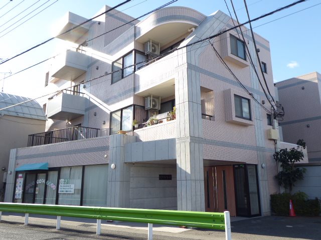 ピアライフ・&alpha;    301号室 外観