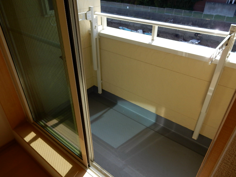 プリミエール常滑栄町 ベランダ