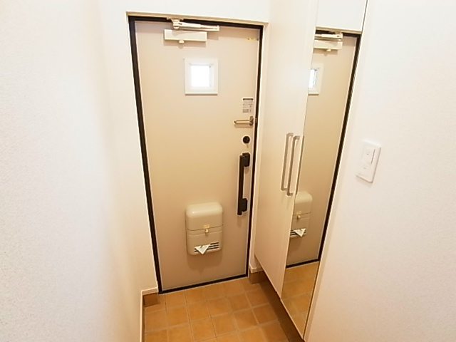 パークアヴェニュー１番館 玄関