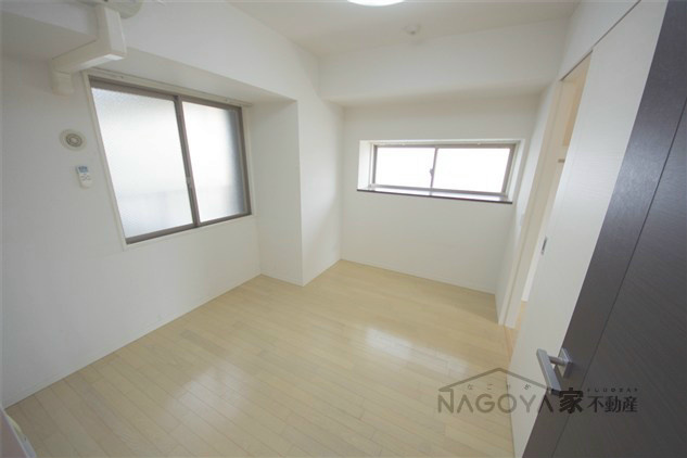 アーデン泉プレミア ベッドルーム