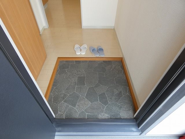 Ｍグランバリエ 玄関